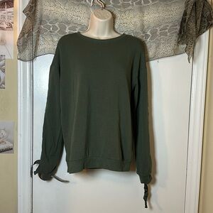 Green garage pullover sweatshirt